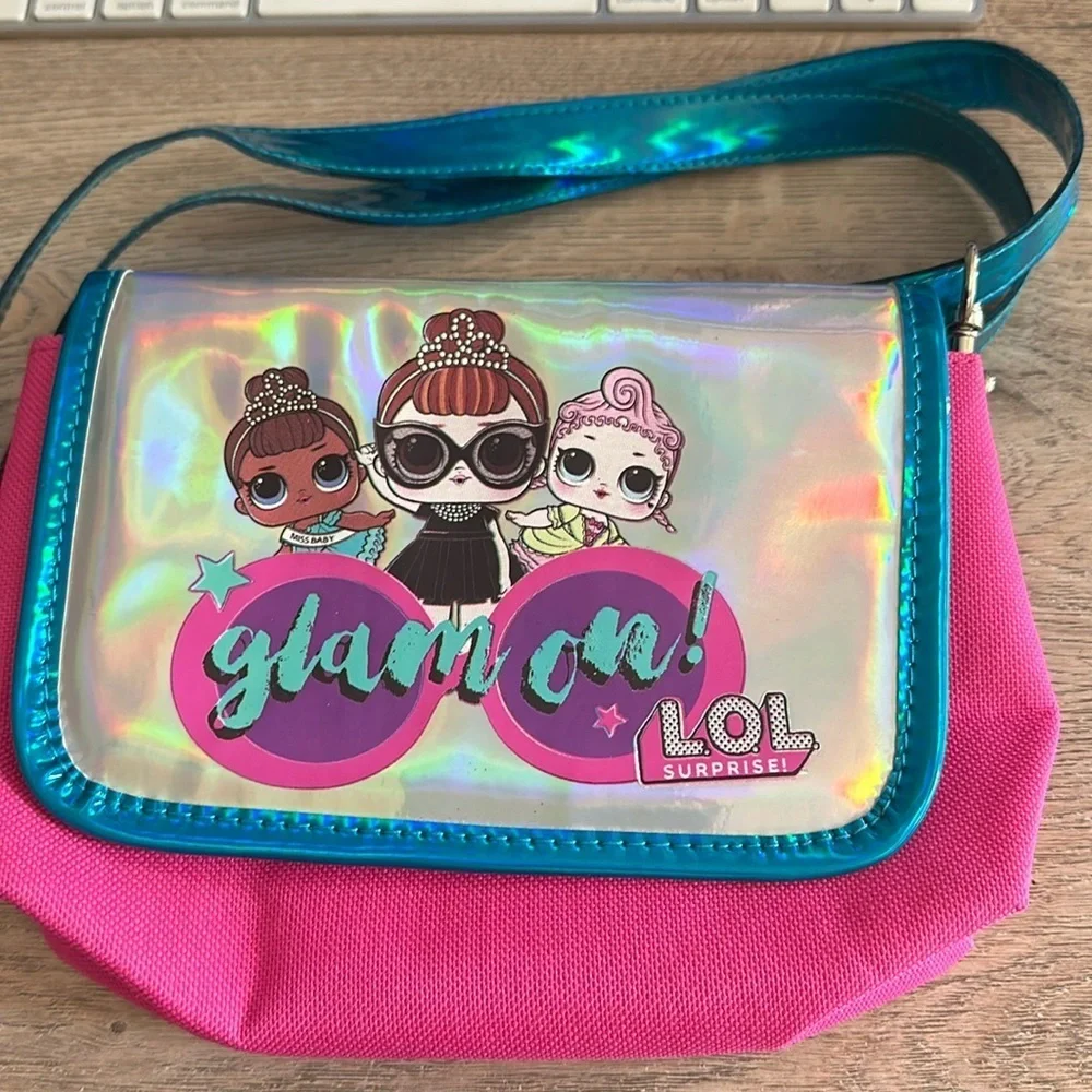 Kids pink crossbody bag. New